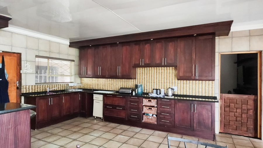 4 Bedroom Property for Sale in Stilfontein Ext 4 North West